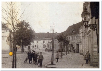 Die Nauener Marktstraße im Jahr 1915. / market-street of Nauen in the year 1915. Die Nauener Marktstraße im Jahr 1915. / market-street of Nauen in the year 1915.
